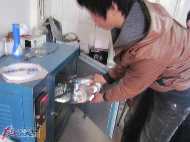 唐山亮点顺利交作业乐风改装氙灯透镜天使眼恶魔眼高清图片